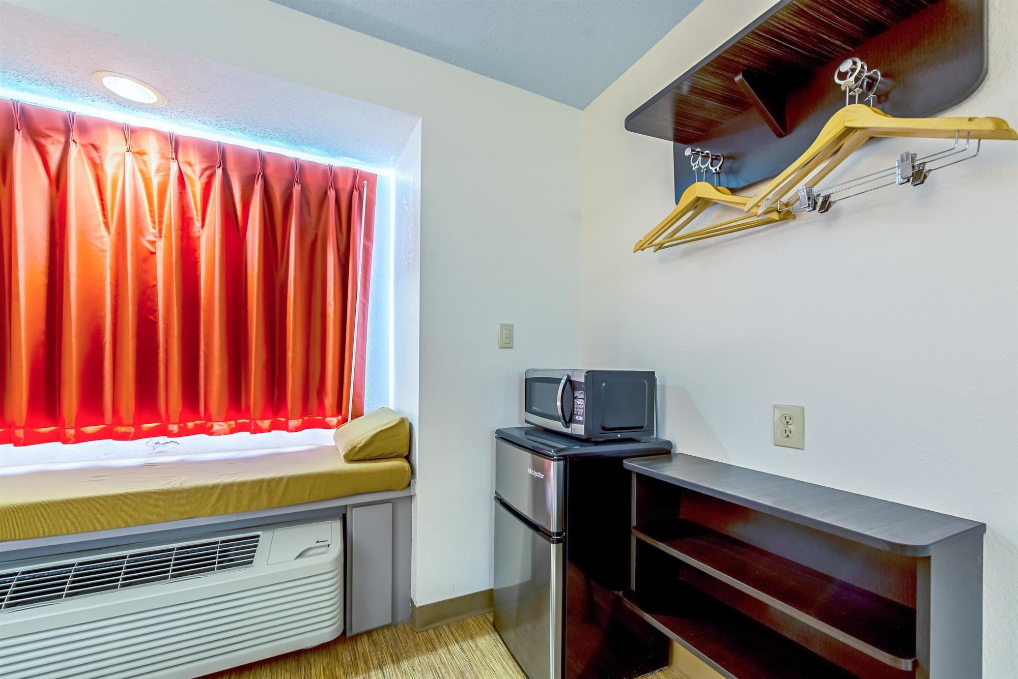 Motel 6 Indianapolis Carmel Luaran gambar